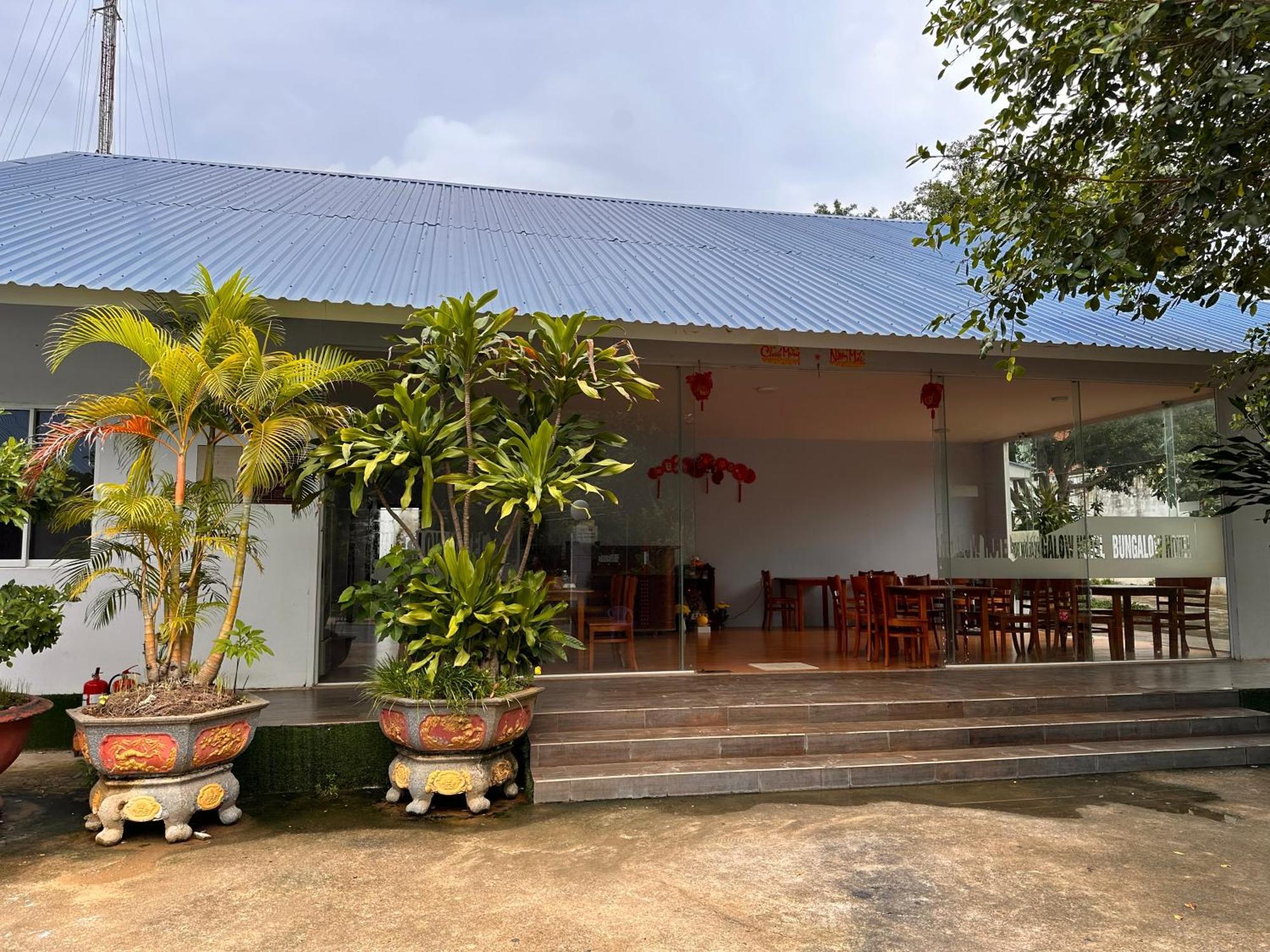 Bungalow Hotel Chi Khu Co Ong Dış mekan fotoğraf
