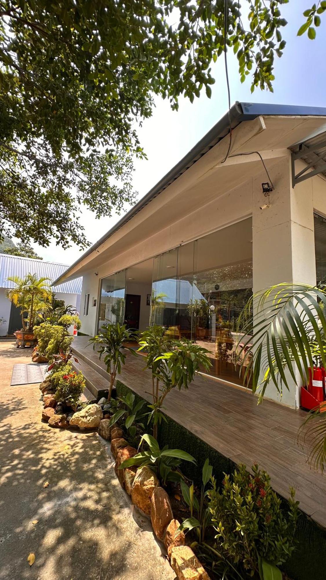 Bungalow Hotel Chi Khu Co Ong Dış mekan fotoğraf