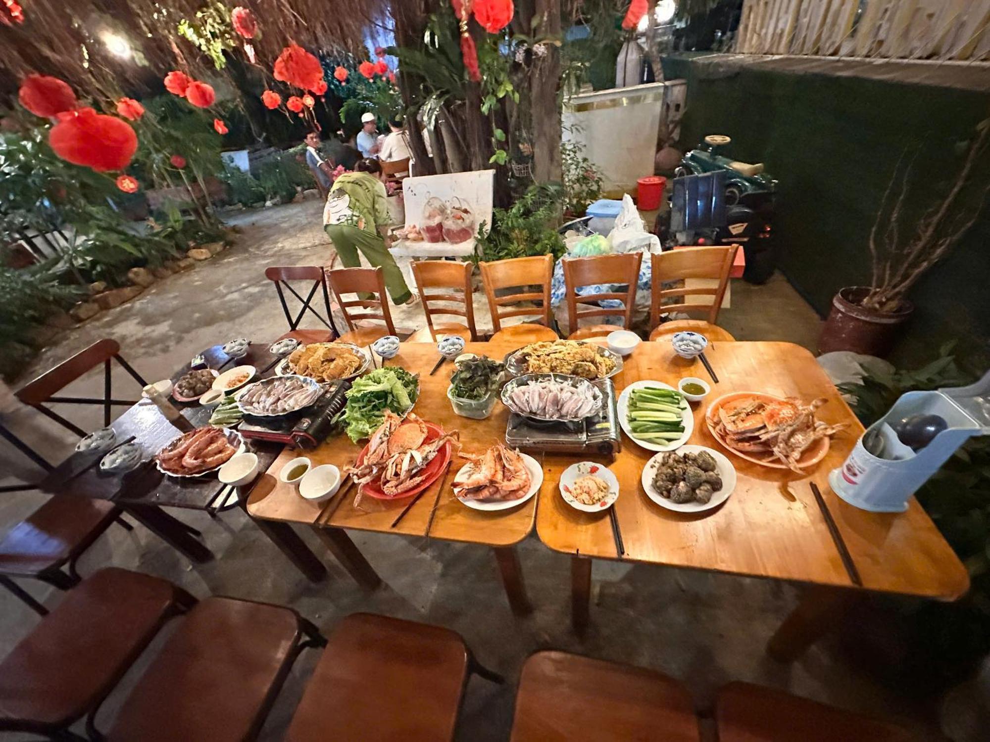 Bungalow Hotel Chi Khu Co Ong Dış mekan fotoğraf